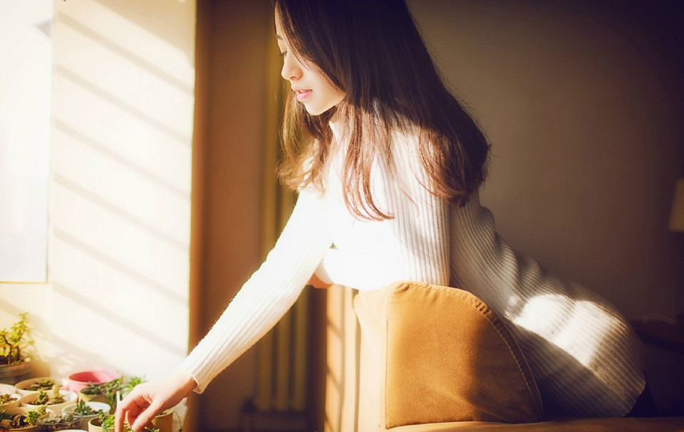 我们活着不能与草木同腐，不能醉生梦死，枉度人生，要有所作为。——方志敏
